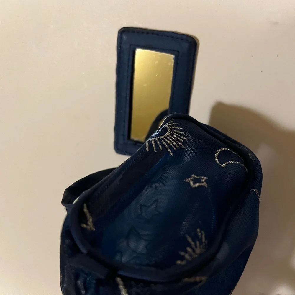 WOMEN’S CELESTIAL MESH COSMETIC BAG. - Picture 5 of 8